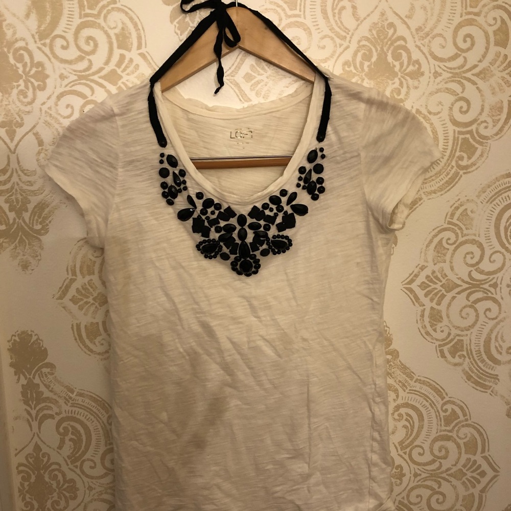 Ann Taylor LOFT statement necklace ribbon t shirt